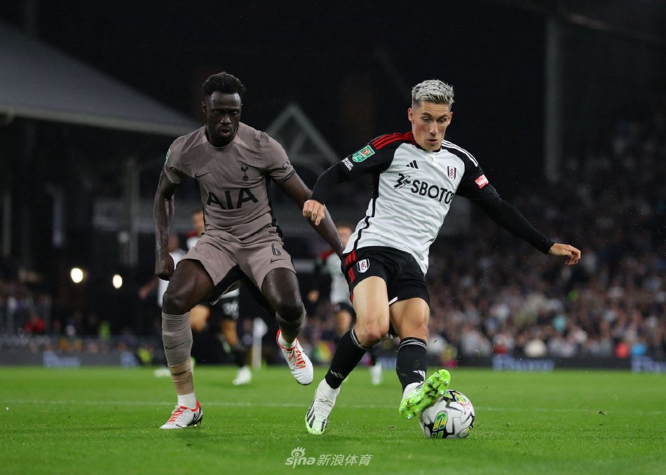 也体现出球 也体现出球