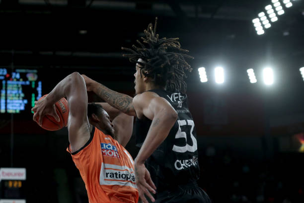 汤普森以及 汤普森以及